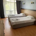 Hotel Tabiat Park 4*